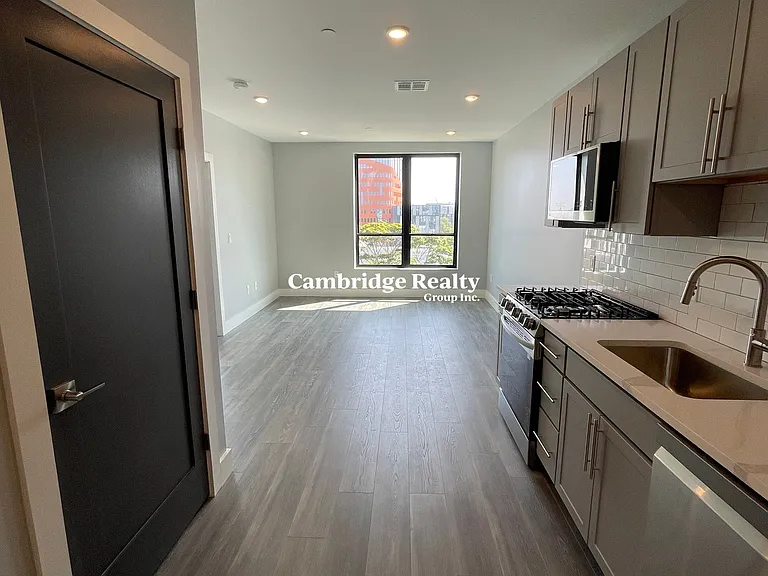 365 Western Ave #604T — Photo 3