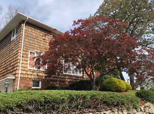 15 Old Dock Rd, Alpine, NJ 07620