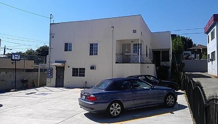 1st image of 537 N Hoover St