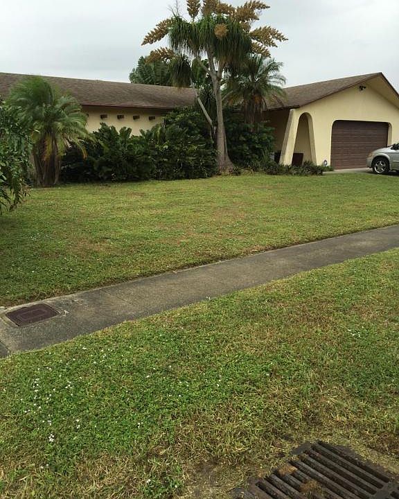 1st image of 1319 Westchester Dr E