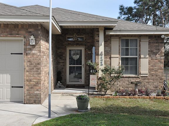 2nd image of 411 Niceville Ave