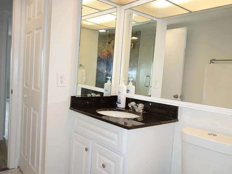 851 Bayway Blvd #905 — Photo 35