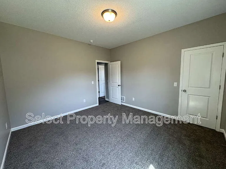 8793 Elmont Cv — Photo 10