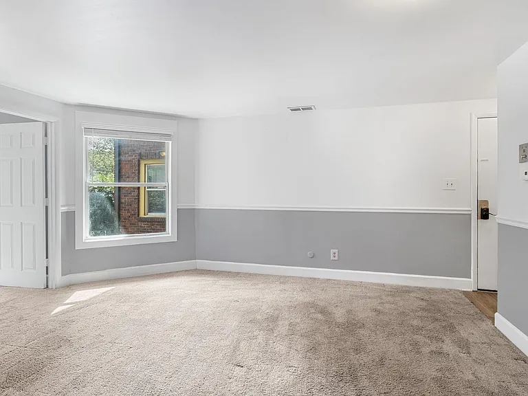 Balsam Avenue Apartments - The Villages — Photo 25
