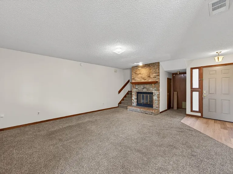 8341 Fire Fly Ln — Photo 6