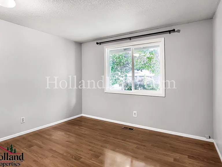 17267 SW Barcelona Way — Photo 11