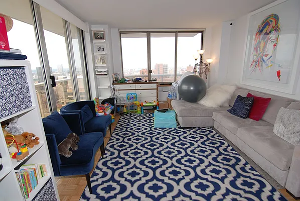 Rented by Owner | media 52