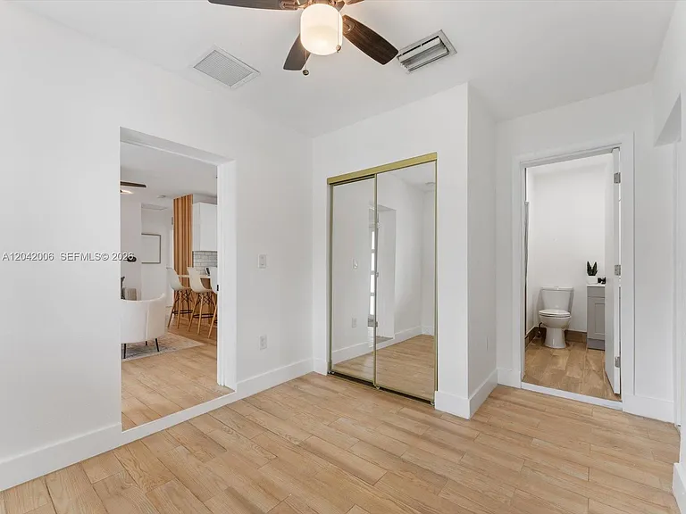 6161 NE 7th Ave — Photo 18
