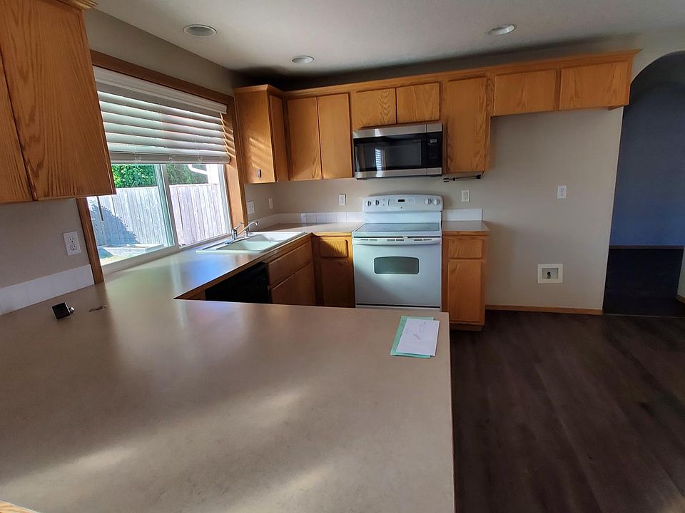 1st image of 2416 NE 106th St
