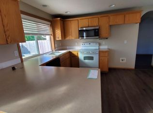 2416 NE 106th St, Vancouver, WA 98686