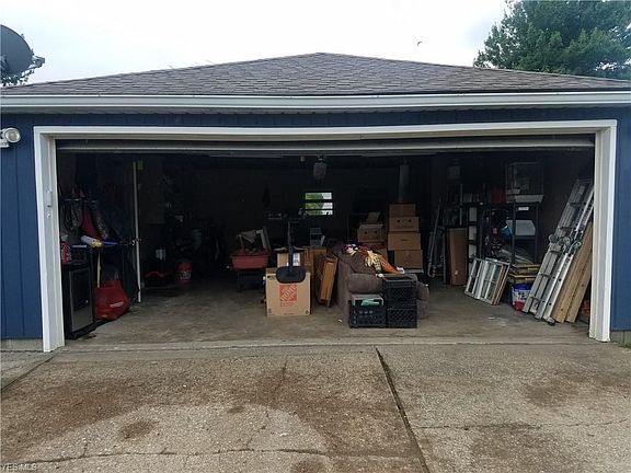 4th image of 1431 W 29th St