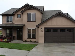 3788 Calle Vista Dr, Medford, OR