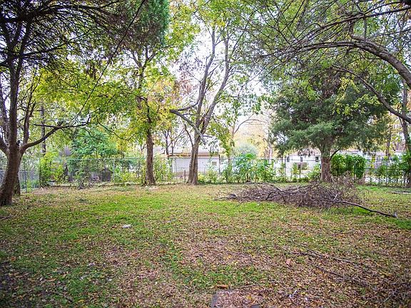 4th image of 1548 Meadowbrook Dr