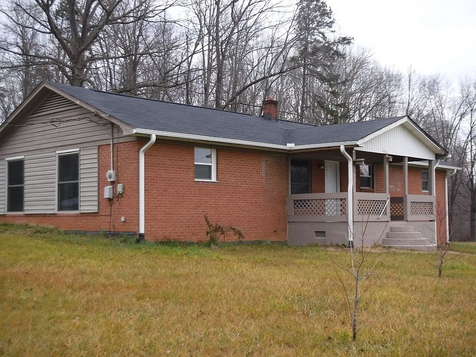 1st image of 703 E Brown St