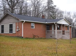 703 E Brown St, Mebane, NC 27302