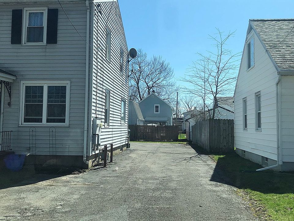 2nd image of 349 Fredericka St