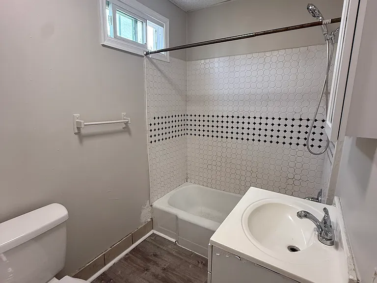 316 Ferdinand St #1 — Photo 9