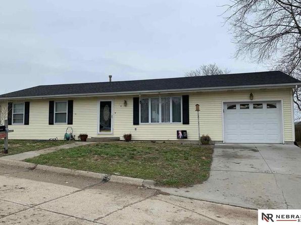 716 N 3rd St, Nebraska City, NE 68410