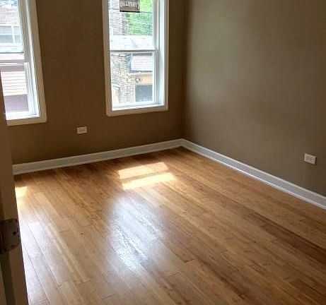 4th image of 8017 S Phillips Ave APT 1