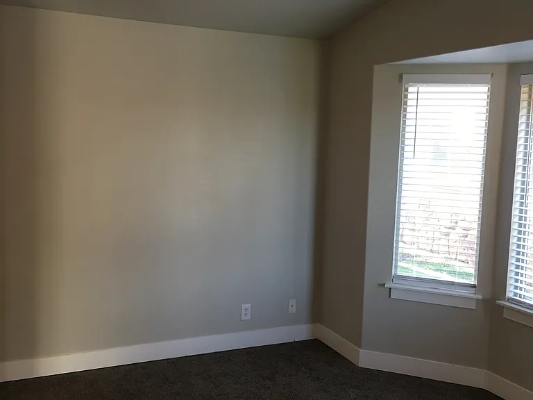 10686 N Hayes Cir — Photo 12