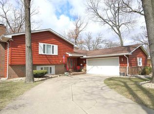 1117 W Wonderview Dr, Dunlap, IL 61525