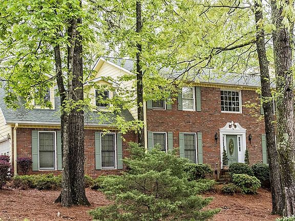 2nd image of 120 Country Acres Ct