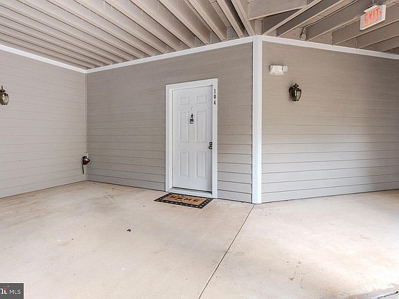5th image of 6005 Rosebud Ln APT 104