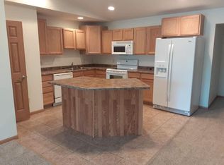 800 Angel Ct APT 312, Holmen, WI 54636