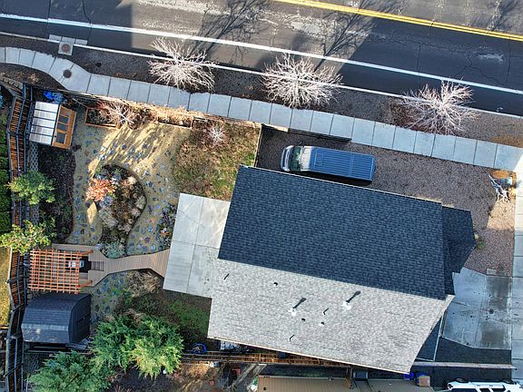 5th image of 20739 NE Angora Ct
