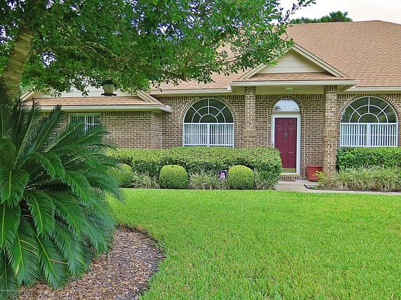 4th image of 9010 Winding Vine Dr W