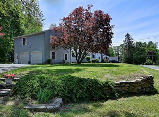 9 Jolly Rd, Ellington, CT 06029