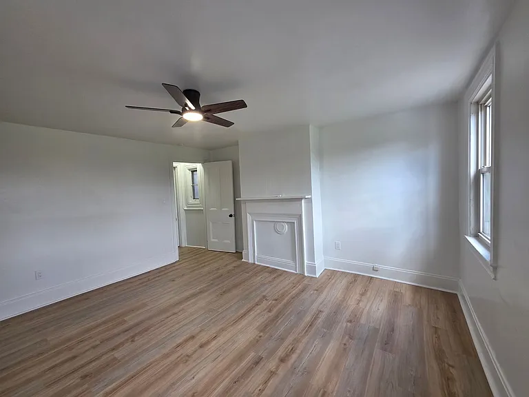 1936 Lowrie St #2 — Photo 9