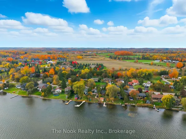 55 Honeys Beach Rd, Scugog, ON L9L 0B5