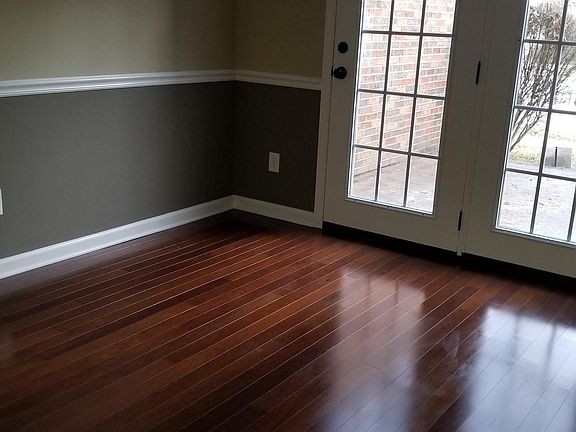 3rd image of 2910 La Villas Dr APT 102