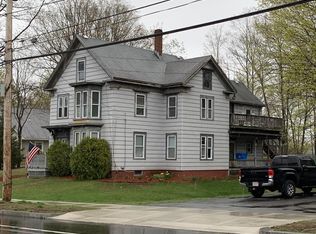 40 W Main St, Merrimac, MA 01860