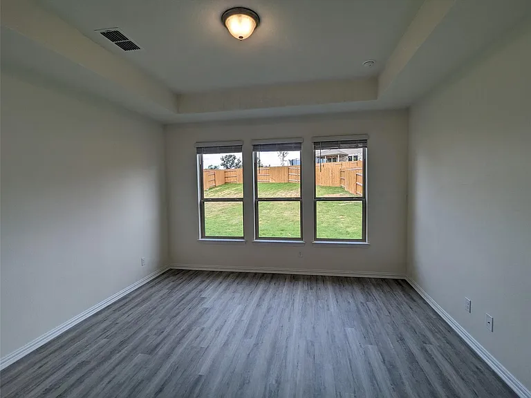 612 Silent Creek Cv — Photo 12