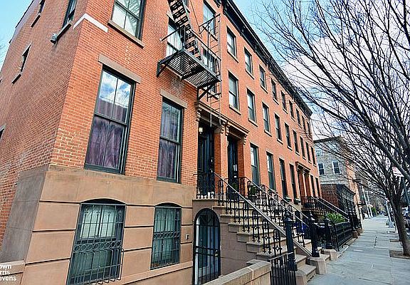 2nd image of 175 De Graw St #2