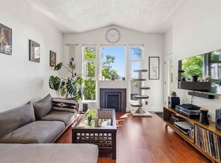 City Side, Saanich, BC V8Z 1B7