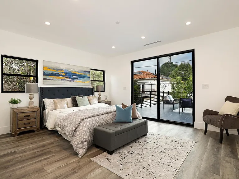 5202 Avenida Oriente — Photo 12