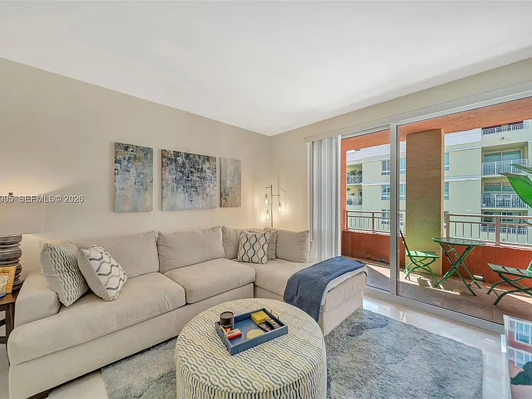 7355 SW 89th St #728N — Photo 2