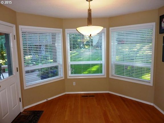 5th image of 4215 NE 136th Cir