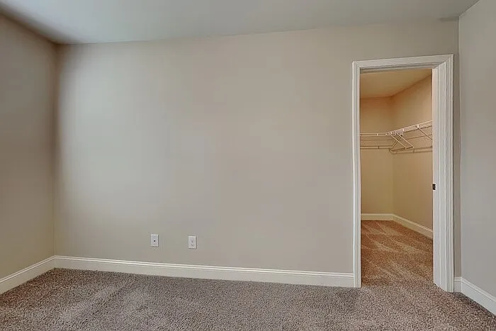 3828 Sapphire Ridge Ct — Photo 14