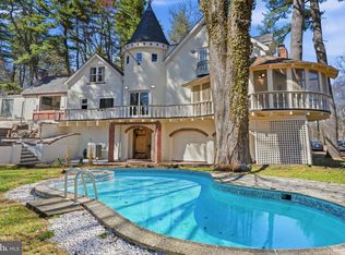 720 Stokes Mill Rd, East Stroudsburg, PA 18301