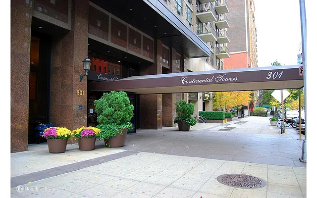 Rented by Douglas Elliman | media 25