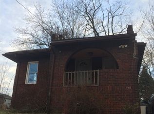 701 Eastland Ave, Akron, OH