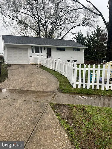 3 Lakecrest Cir Photo 1