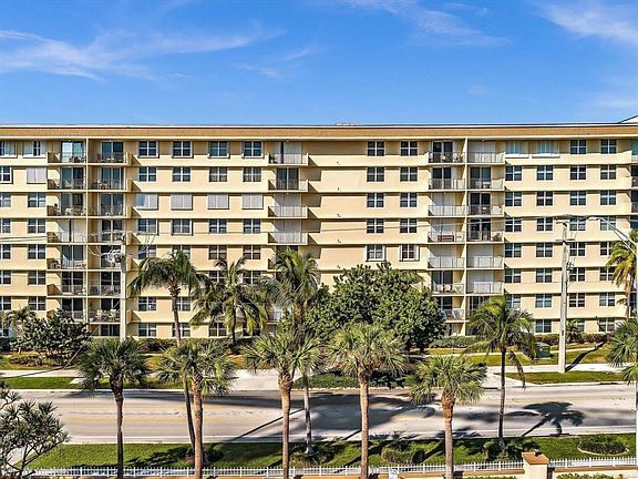 4th image of 1009 N Ocean Boulevard #704