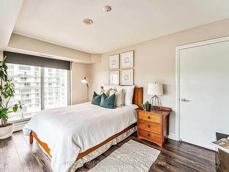 565 Wilson Ave #1209W — Photo 8