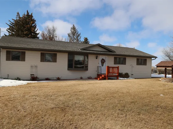 543 6th St S, Shelby, MT 59474