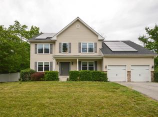 1749 Red Oak Ln, Waldorf, MD 20601